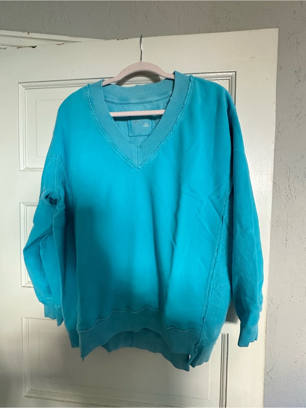 aerie Turquoise V-Neck Women's Sweater